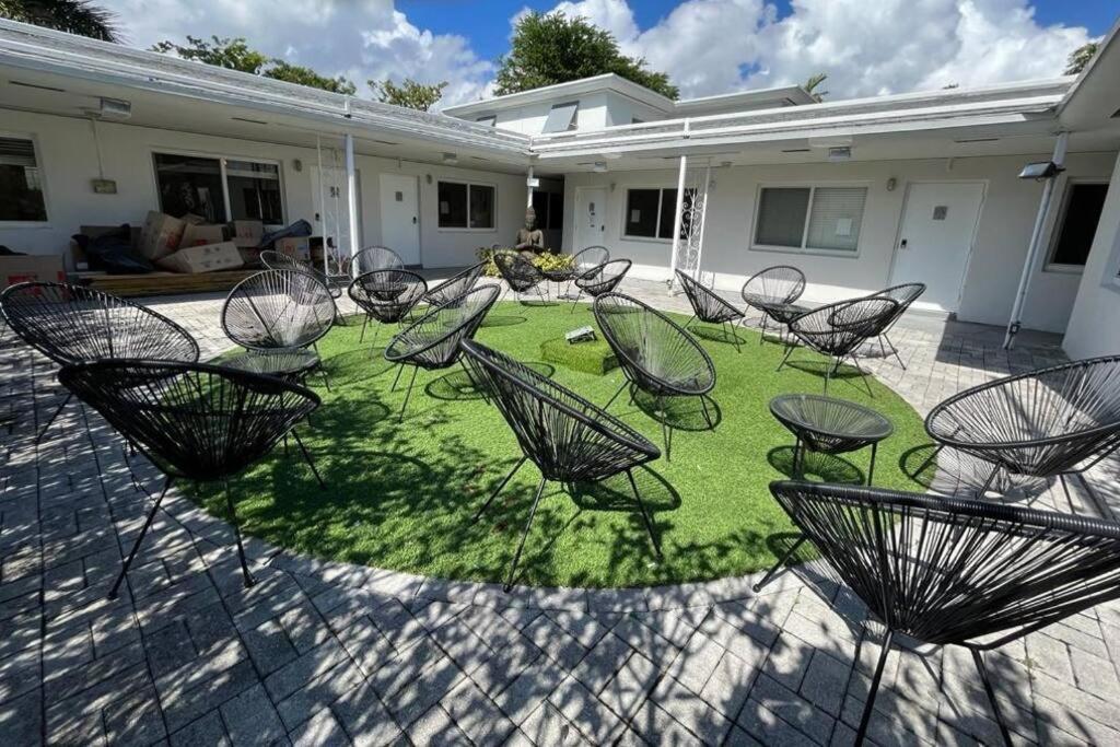 Great Studio Residence 15 Min From The Beach Miami Bagian luar foto